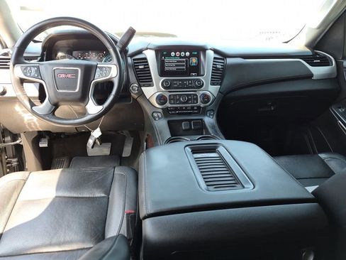 Used 2017 GMC Yukon SLT RWD image 7