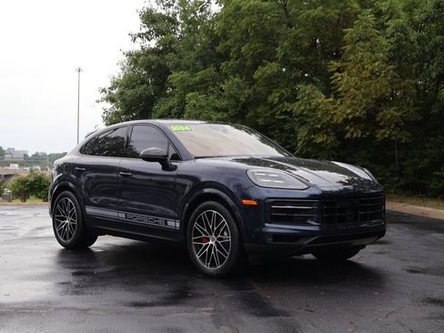 Certified 2024 Porsche Cayenne S AWD/4WD image 11