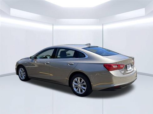 Used 2025 Chevrolet Malibu LT FWD image 7