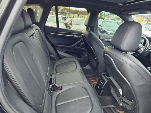 Used 2017 BMW X1 xDrive28i image 12