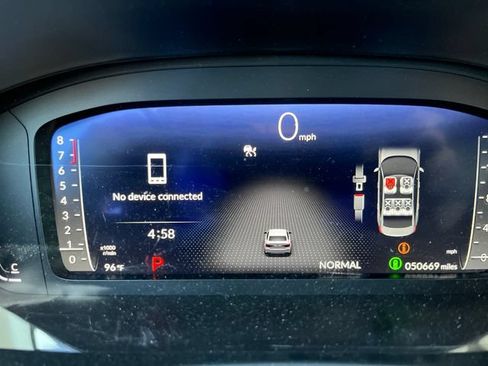 Used 2023 Honda Civic Touring image 7
