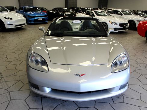 Used 2006 Chevrolet Corvette 2dr Conv w/ Preferred Equipment Group image 2