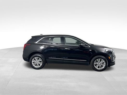 Certified 2025 Cadillac XT5 Luxury image 6