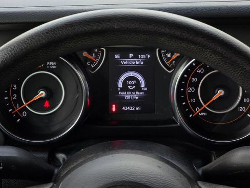 Used 2022 Jeep Wrangler Unlimited Sport AWD/4WD image 17