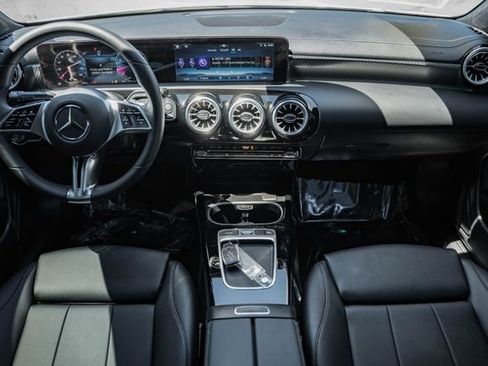 Used 2025 Mercedes-Benz CLA 250 4MATIC image 19
