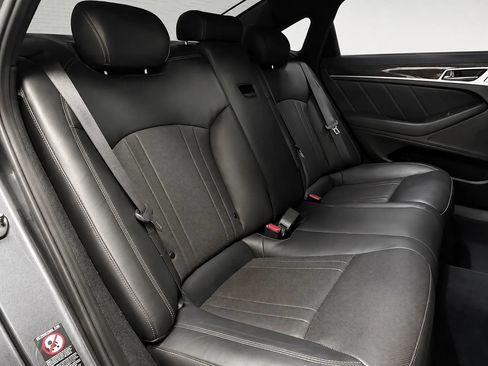 Used 2019 Genesis G80 3.3T Sport AWD/4WD image 23
