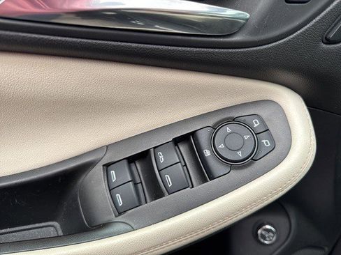 Used 2024 Buick Encore GX Avenir w/ Avenir Convenience Package image 15