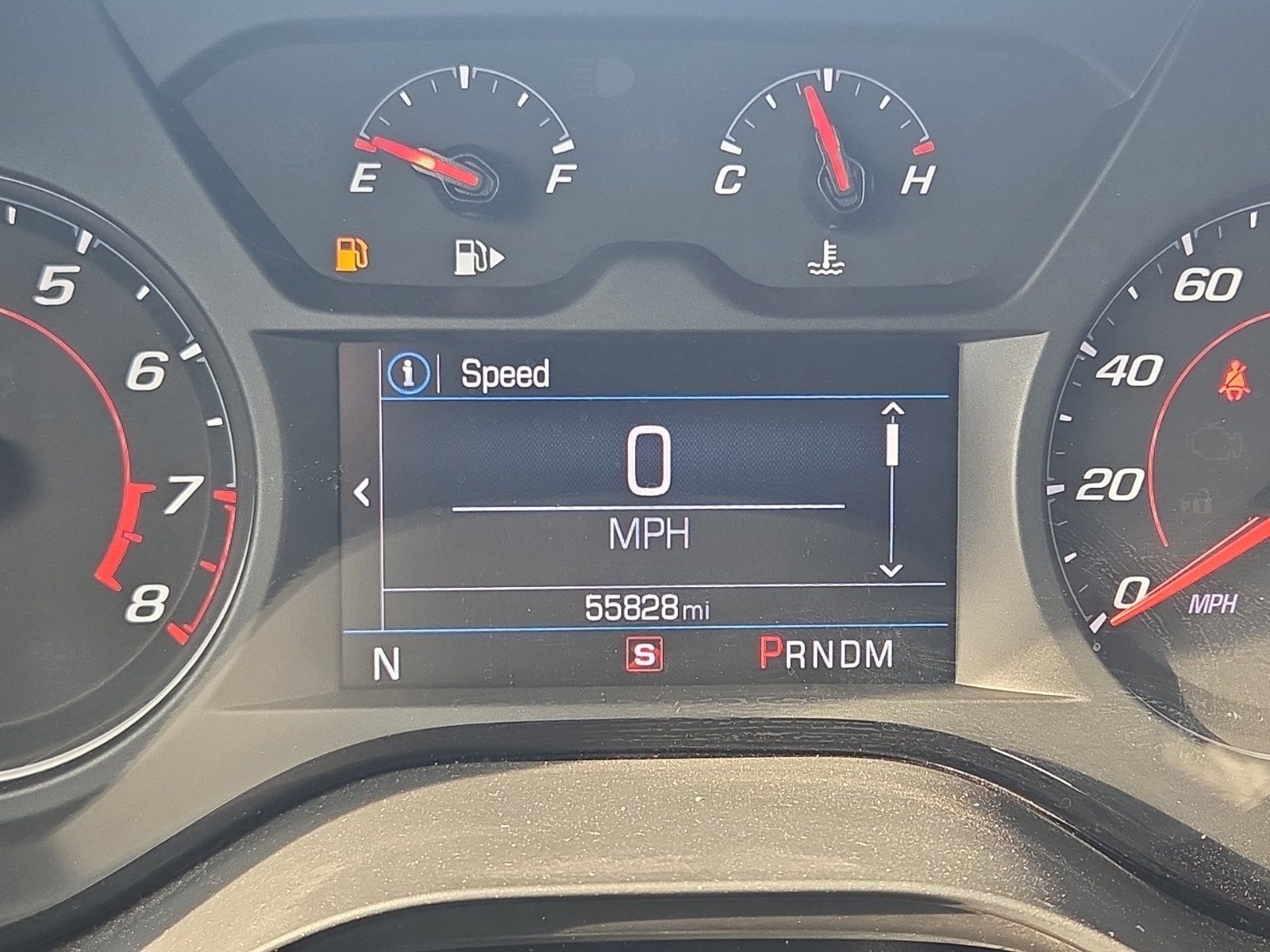 Used 2023 Chevrolet Camaro LT RWD image 9