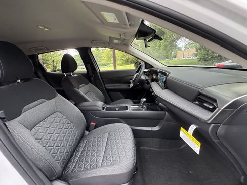 New 2026 Nissan Kicks SV w/ Cold Weather Package FWD image 16