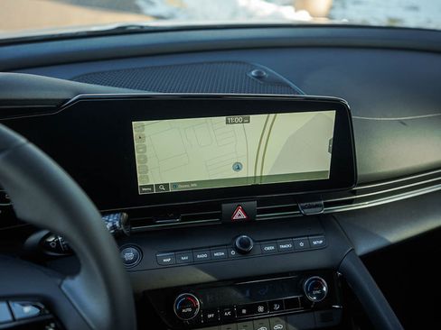New 2026 Hyundai Elantra Sport FWD image 21