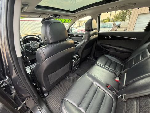 Used 2018 Kia Sorento EX w/ EX Advanced Touring Package AWD/4WD image 13