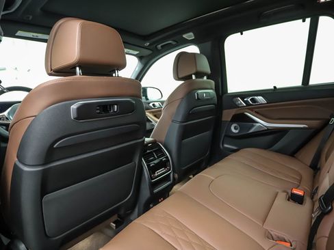 Used 2026 BMW X5 M60i AWD/4WD image 20