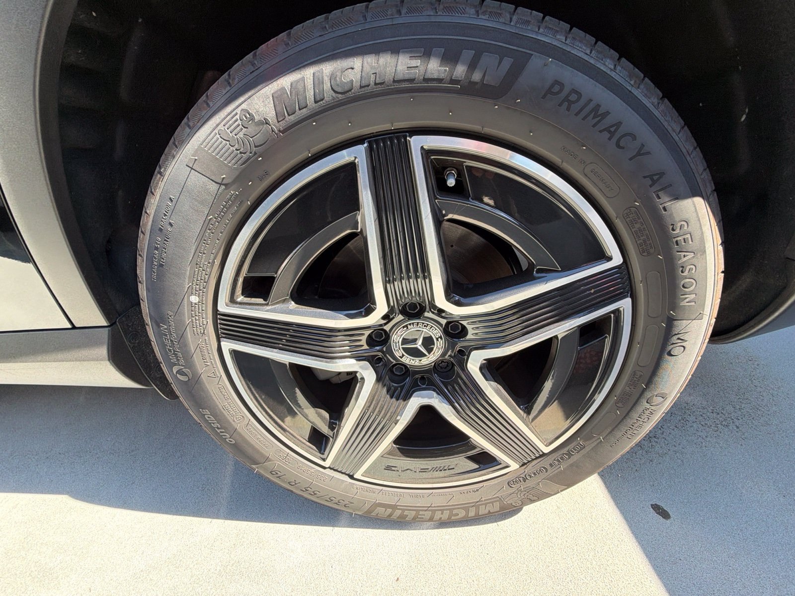 Certified 2026 Mercedes-Benz GLC 300 image 4