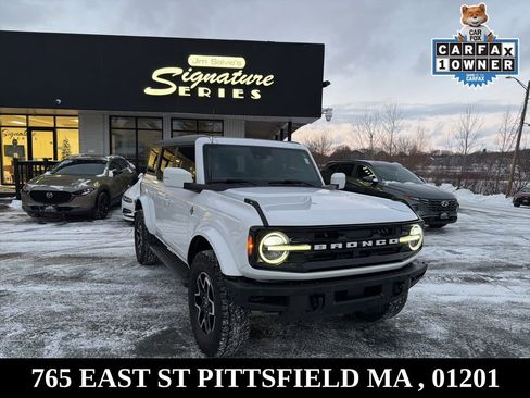 Used 2024 Ford Bronco Outer Banks image 1