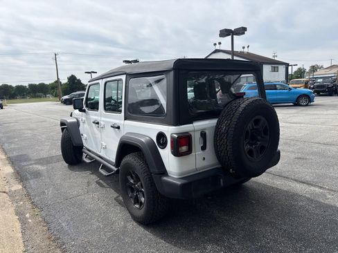 Used 2023 Jeep Wrangler Unlimited Sport AWD/4WD image 11