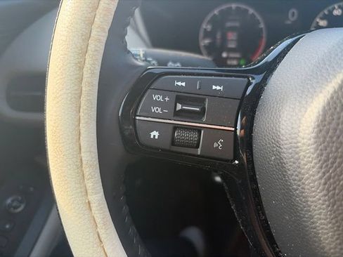 Used 2024 Honda HR-V EX-L image 19