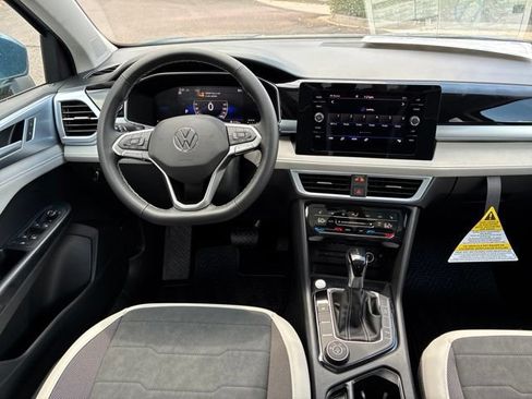 New 2026 Volkswagen Taos SE AWD/4WD image 9