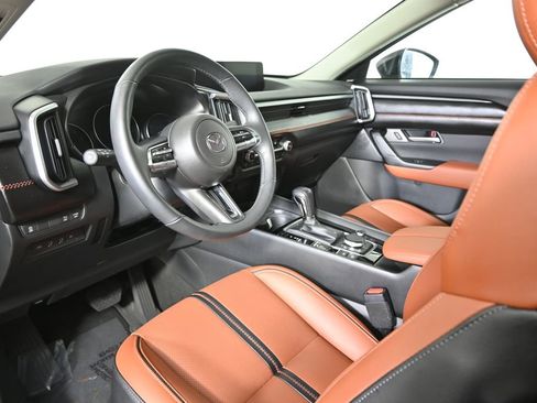 Used 2025 MAZDA CX-50 Meridian Edition w/ Apex Package image 23