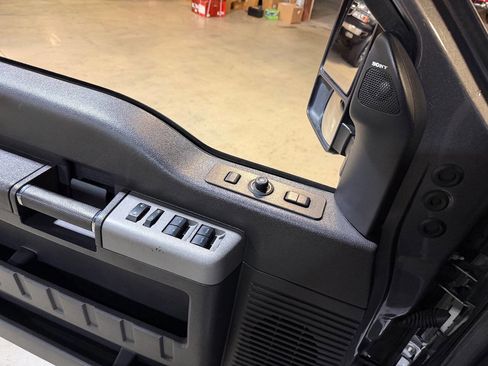 Used 2013 Ford F450 Lariat w/ Lariat Ultimate Pkg image 38