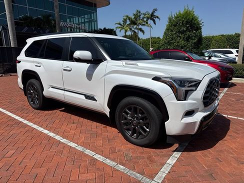 Used 2026 Toyota Sequoia Platinum AWD/4WD image 1
