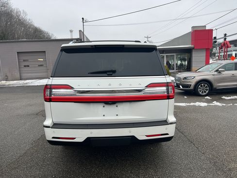 Used 2020 Lincoln Navigator L Reserve w/ Equipment Group 208A Reserve image 6