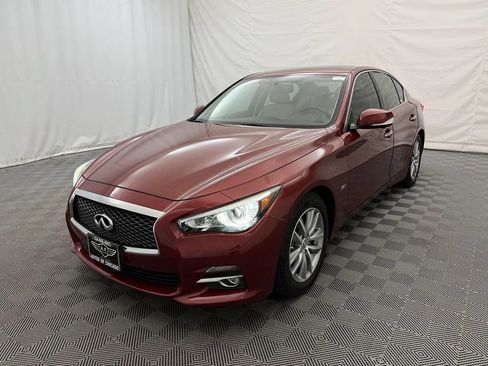 Used 2016 INFINITI Q50 3.0t Premium w/ Driver Assistance Package AWD/4WD image 2