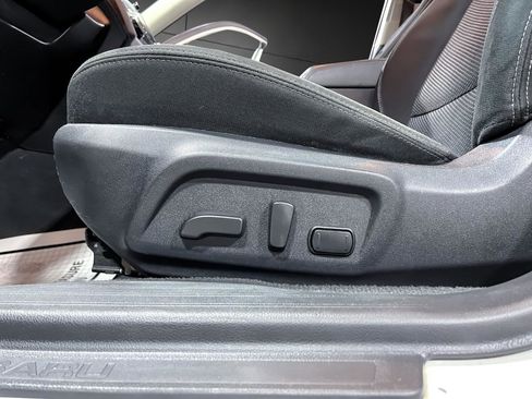 Used 2019 Subaru Outback 2.5i Premium image 17