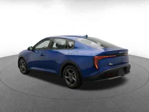 Used 2025 Kia K4 FWD image 7