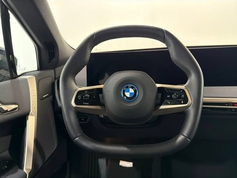 Used 2024 BMW iX xDrive50 w/ Sport Package AWD/4WD image 29