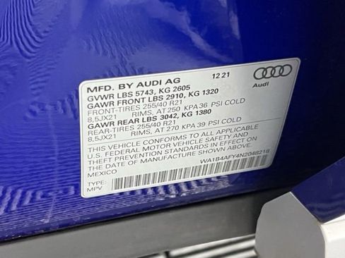 Used 2022 Audi SQ5 Premium Plus w/ Premium Plus Package image 37