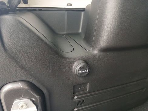New 2025 Jeep Wrangler Sahara AWD/4WD image 10