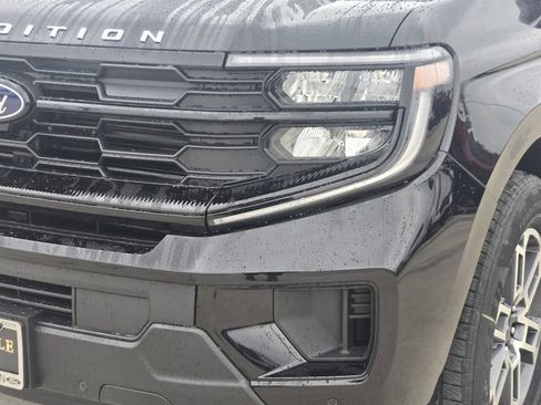 New 2026 Ford Expedition Active RWD image 10