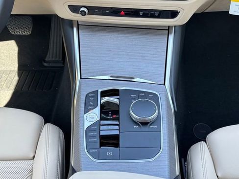 New 2026 BMW 330i xDrive Sedan w/ Premium Package AWD/4WD image 24
