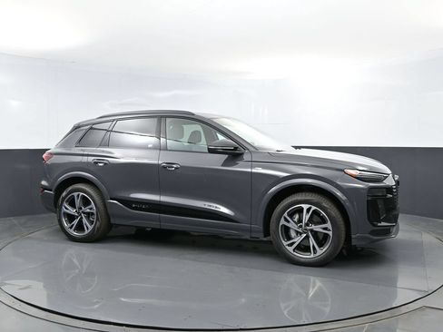 New 2027 Audi Q6 e-tron Premium AWD/4WD image 4