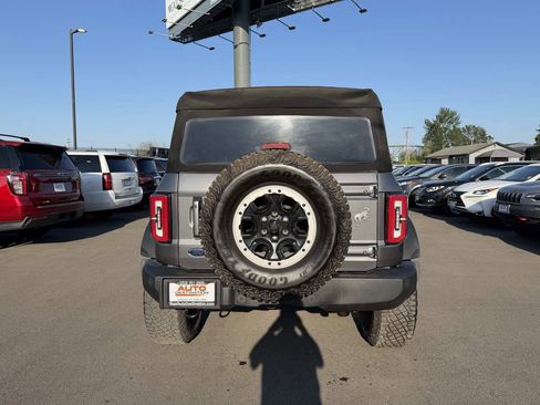 Used 2023 Ford Bronco Outer Banks w/ Sasquatch Package AWD/4WD image 7