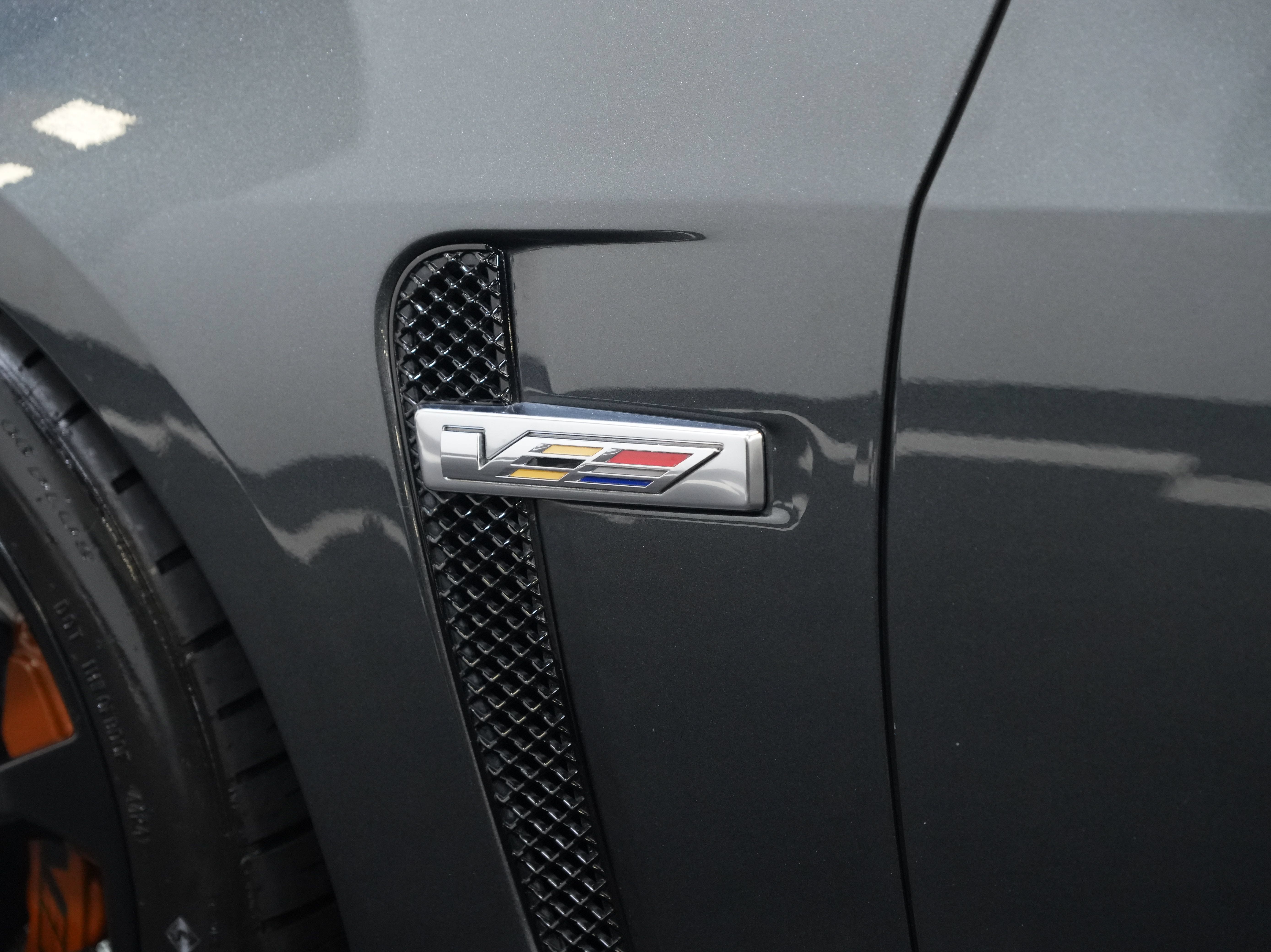 Used 2016 Cadillac CTS V w/ Luxury Package RWD image 20