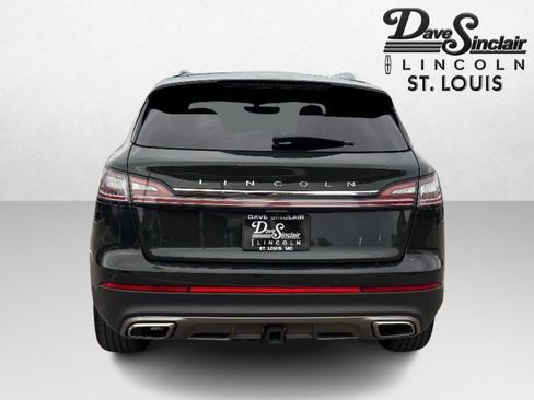 Used 2023 Lincoln Nautilus Reserve w/ Equipment Group 201A image 6