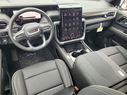 New 2026 GMC Yukon Elevation image 9