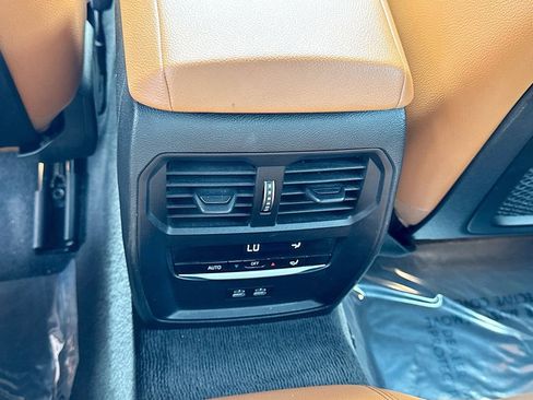 Used 2022 BMW 430i Convertible w/ M Sport Package image 19