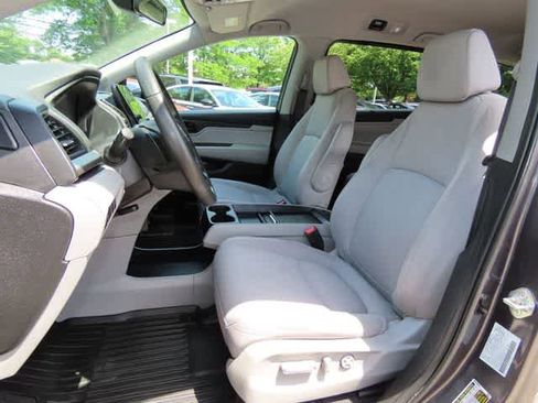 Used 2022 Honda Odyssey EX image 12