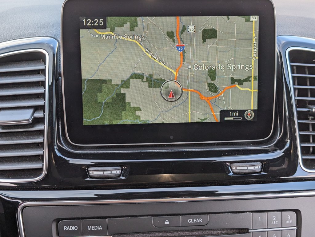 Used 2019 Mercedes-Benz GLE 400 4MATIC image 16