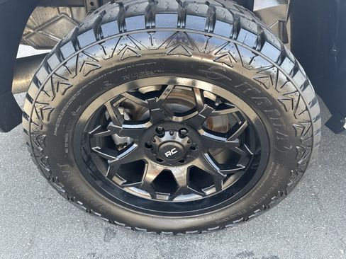 Used 2019 RAM 1500 Big Horn AWD/4WD image 35