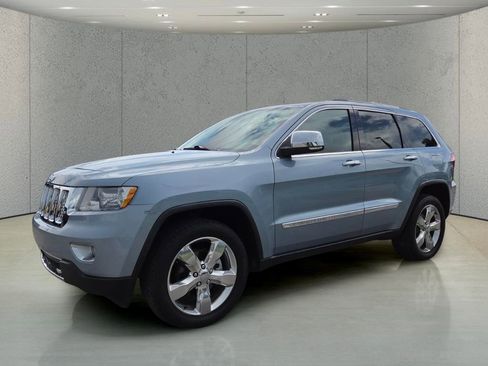 Used 2012 Jeep Grand Cherokee Overland Summit RWD image 7