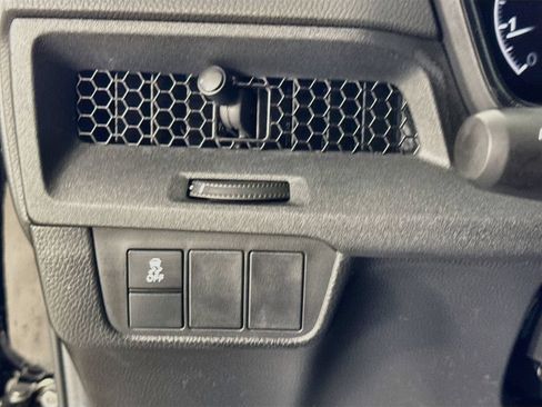 Used 2024 Honda CR-V EX image 10