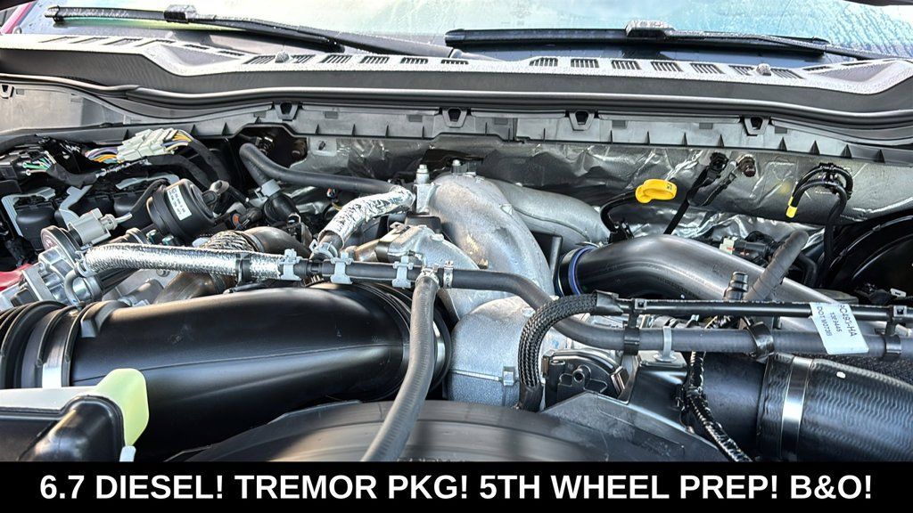New 2026 Ford F250 Platinum w/ Tremor Off-Road Package AWD/4WD image 31
