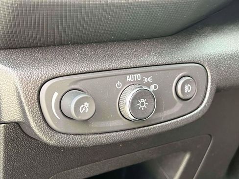 Used 2023 Chevrolet TrailBlazer LT w/ Convenience Package AWD/4WD image 21