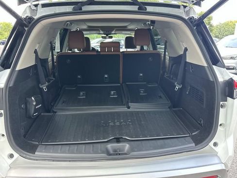 Used 2025 Nissan Pathfinder Platinum w/ Cargo Package FWD image 13