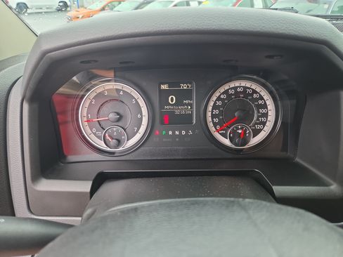 Certified 2019 RAM 1500 Tradesman w/ Popular Equipment Group RWD image 20