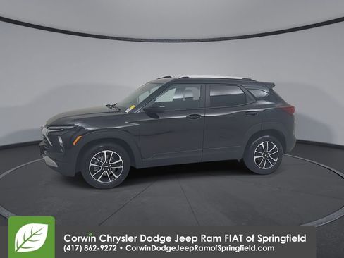 Used 2025 Chevrolet TrailBlazer LT image 8