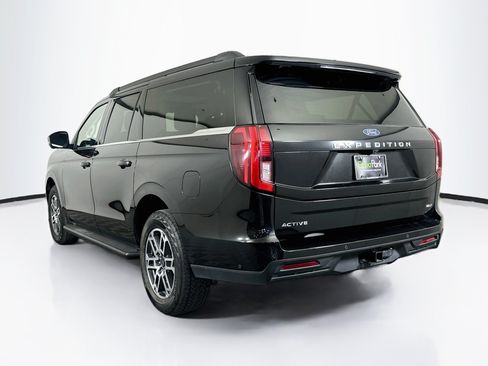 Used 2025 Ford Expedition Max Active AWD/4WD image 5
